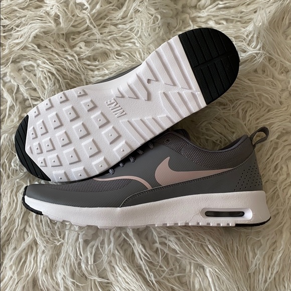 NWT Nike Air Max Thea - Picture 8 of 8